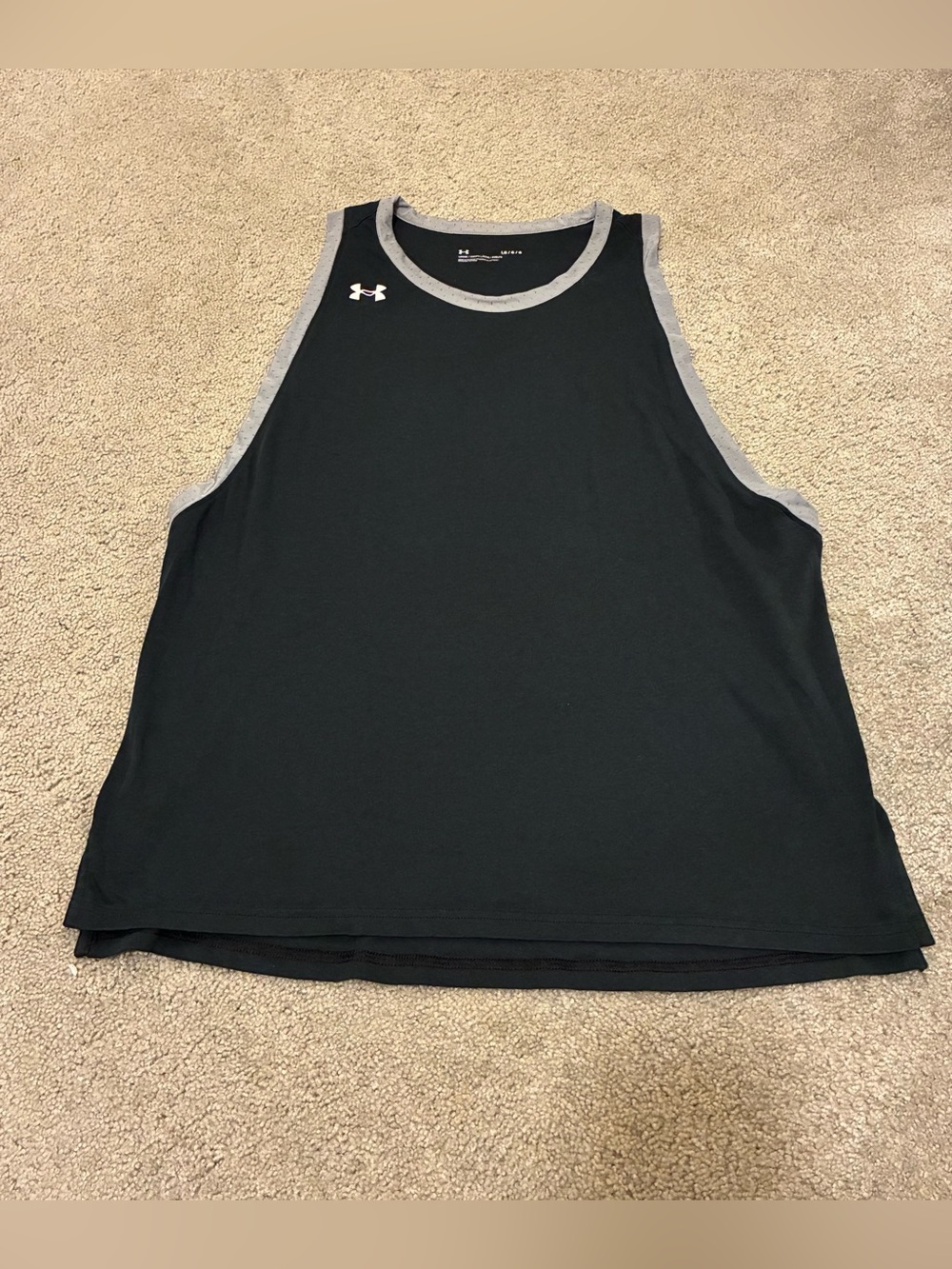 Under Armour Tank Top Women’s Size Large